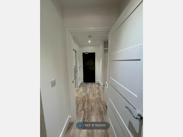 1 Bedroom Flat To Rent In Park Gate At Lyndon Place, Sheldon, Birmingham, B26