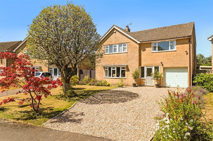 4 Bedroom Detached House For Sale In Besbury Park, Minchinhampton, Stroud, GL6