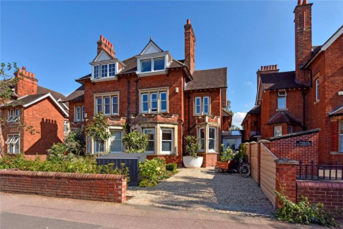 5 Bedroom Semi-Detached House To Rent In Banbury Road, Oxford, Oxfordshire, OX2