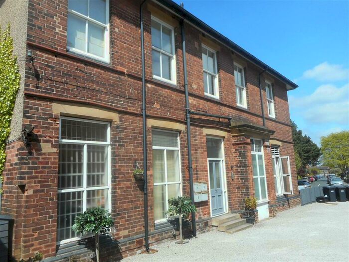 2 Bedroom Apartment To Rent In Leeds Road, Harrogate, HG2