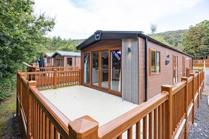 2 Bedroom Caravan For Sale In Axbridge, Axbridge, BS27