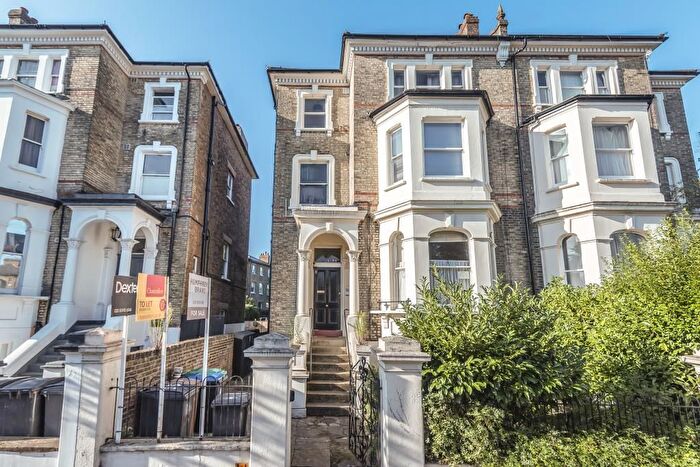 1 Bedroom Flat To Rent In Surbiton, Kingston Upon Thames, KT6