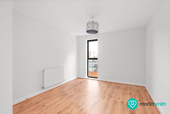 1 Bedroom Flat To Rent In City Towers, Watery Street, Sheffield, S3