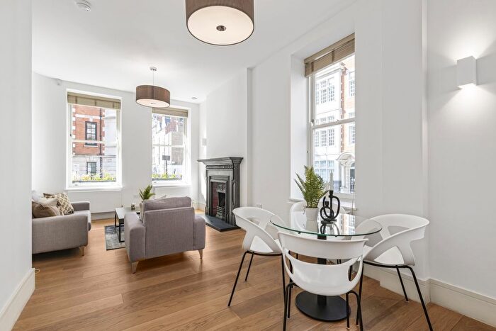 2 Bedroom Flat To Rent In Queen Anne Street, London, W1G