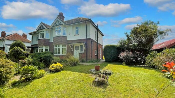 3 Bedroom Property For Sale In Skye Hall Hill, Boxted, Colchester, CO4