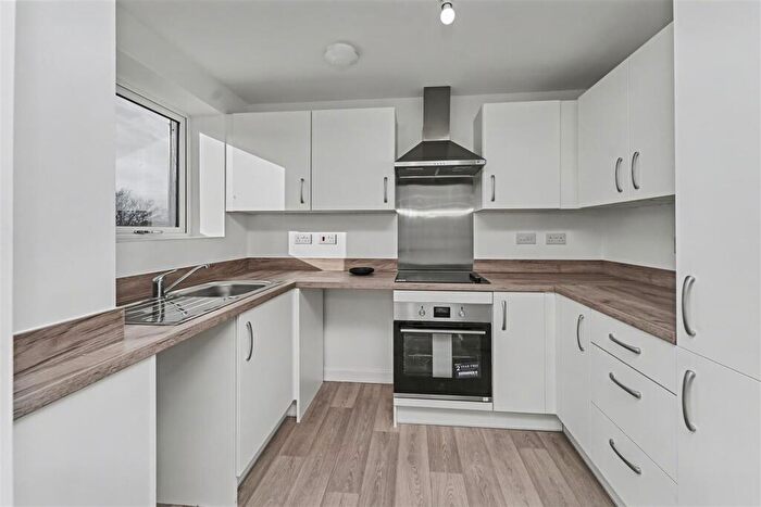 2 Bedroom Flat To Rent In Regents Village, Cheltenham, GL51