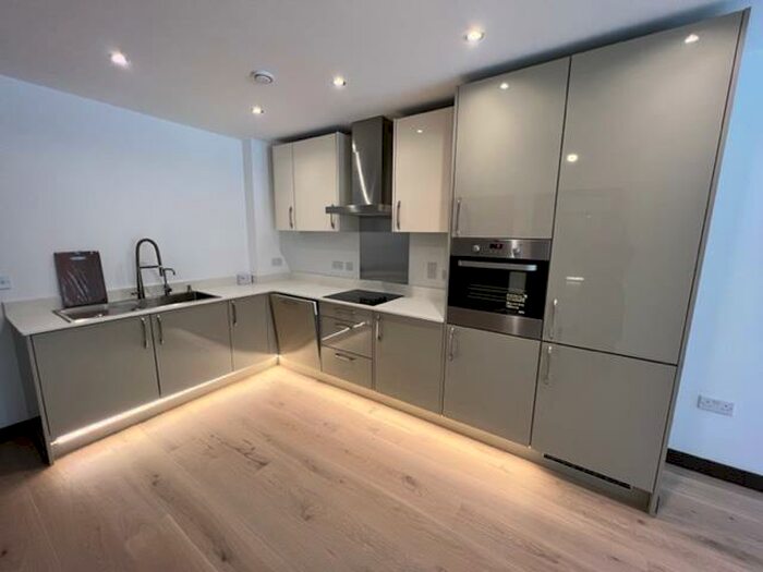 1 Bedroom Apartment To Rent In Merlin Drive, Fletton Quays, Peterborough, PE2