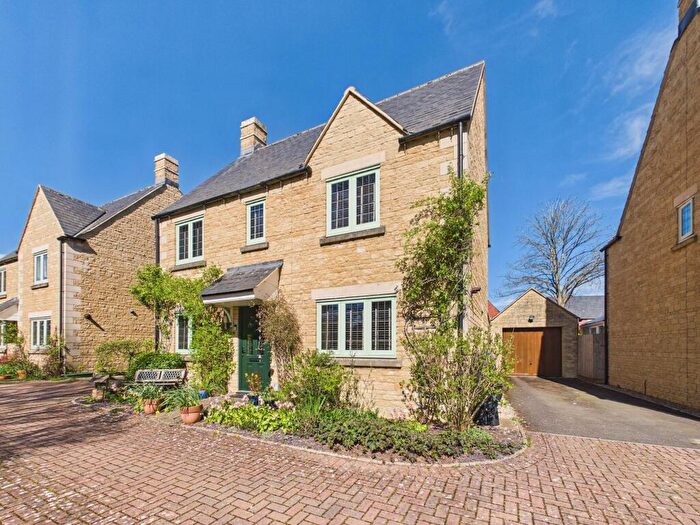 4 Bedroom Detached House For Sale In Whittle Close, Upper Rissington, GL54