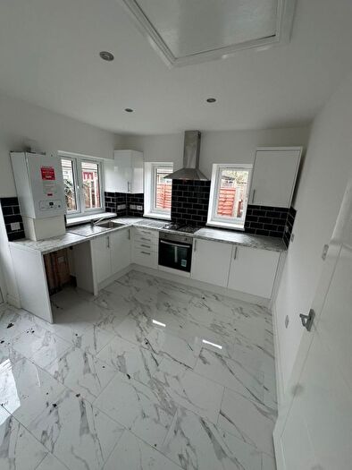 1 Bedroom Bungalow To Rent In Dagenham, RM10