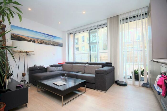 1 Bedroom Flat To Rent In Seven Sisters Road, London, Greater London, N4