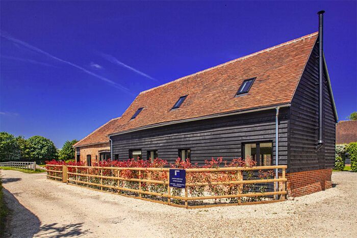 3 Bedroom Property To Rent In Church Farm Barns, Compton, RG20