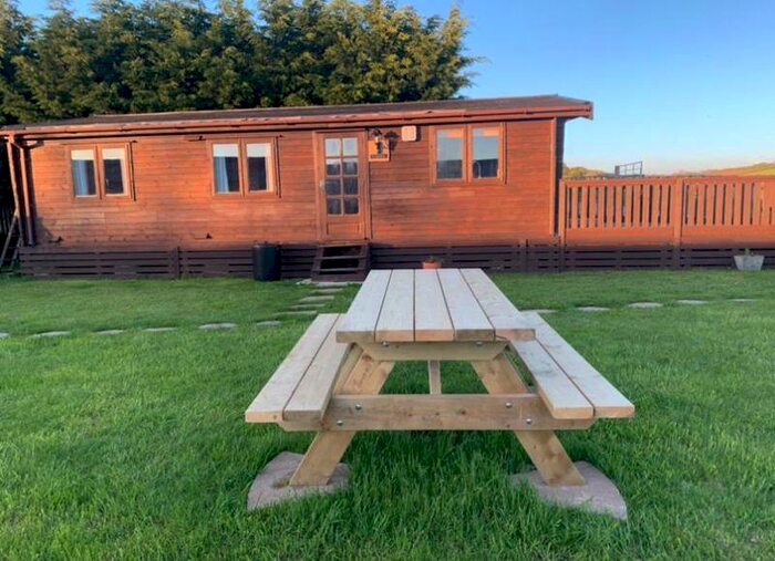 3 Bedroom Detached Bungalow To Rent In Bondleigh, EX20