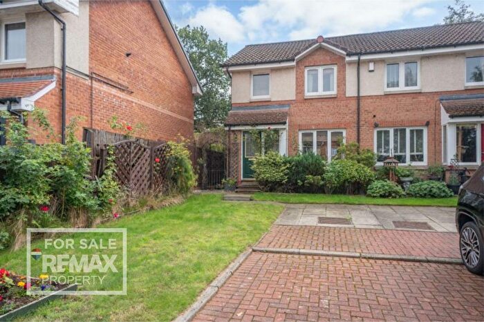 3 Bedroom Semi-Detached House For Sale In Alexander Drive, Dedridge, Livingston, EH54