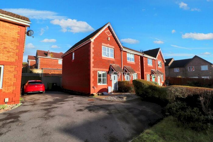 2 Bedroom Semi-Detached House To Rent In Knole Close, Cardiff, CF23