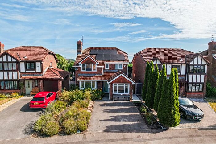 4 Bedroom Detached House For Sale In The Shires, Marshfield, Cardiff, CF3