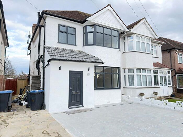 3 Bedroom Semi Detached House To Rent In North Way, London, NW9