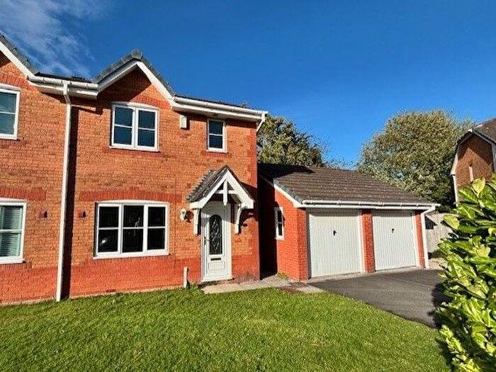 3 Bedroom Semi-Detached House To Rent In Old Orchard, Fulwood, Preston, Lancashire, PR2