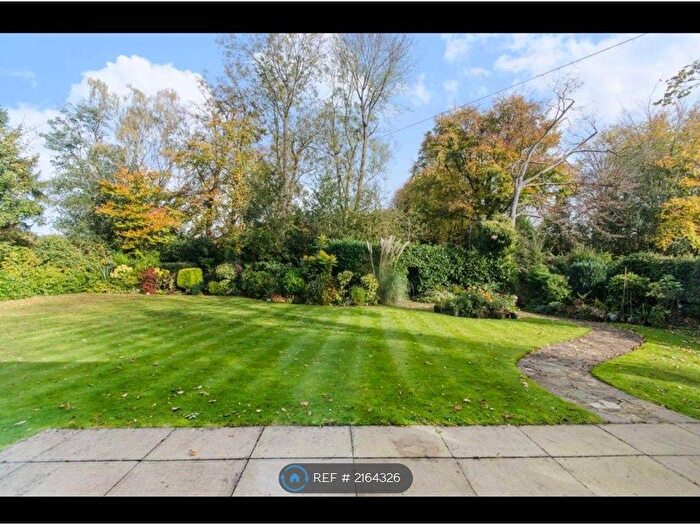 2 Bedroom Detached House To Rent In Annexe Whitelodge, Pinner, HA5