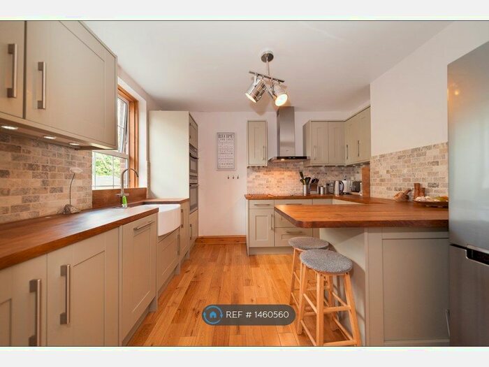 2 Bedroom Maisonette To Rent In Fulthorp Road, London, SE3