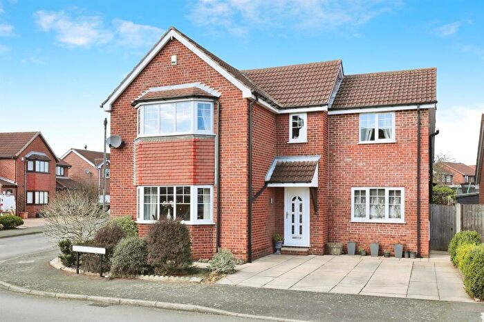 4 Bedroom Detached House For Sale In Pinefield Road, Barnby Dun, Doncaster, DN3