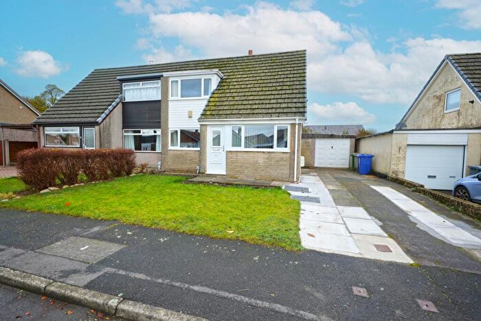 3 Bedroom Semi Detached House For Sale In Meadow Way, Barnoldswick, BB18