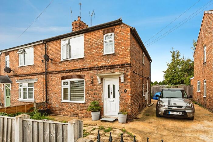 2 Bedroom Semi-Detached House For Sale In Park Avenue, Cheshire, CH4