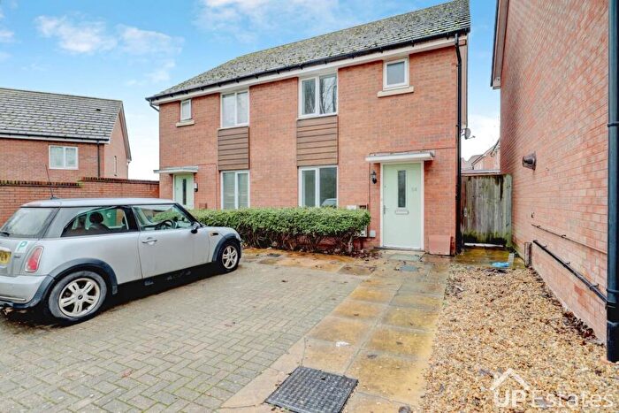 3 Bedroom Semi Detached House To Rent In Kingfisher Close, Coventry, CV2