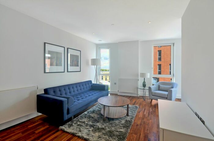 2 Bedroom Flat To Rent In Norman Road, London, SE10