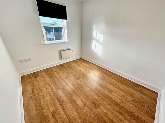 2 Bedroom Flat To Rent In Mill Lane, Burscough, L40