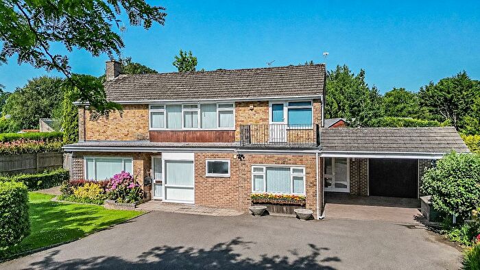 4 Bedroom Detached House For Sale In Theobalds, Hawkhurst, TN18
