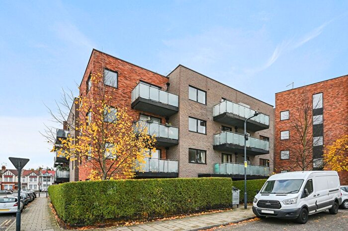 1 Bedroom Flat For Sale In Armstrong Road, London, NW10