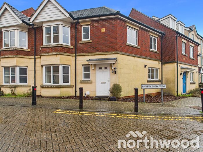4 Bedroom Terraced House For Sale In Barley Mow View, Repton Park, Ashford, TN23