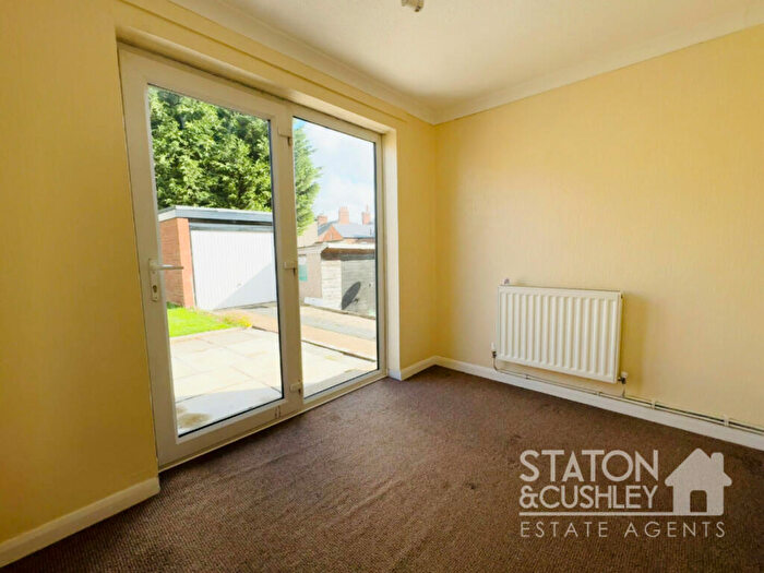 2 Bedroom Detached Bungalow For Sale In Westhill Park, Mansfield Woodhouse, NG19