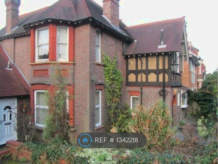 1 Bedroom Flat To Rent In Beacon Lodge, Luton, LU1