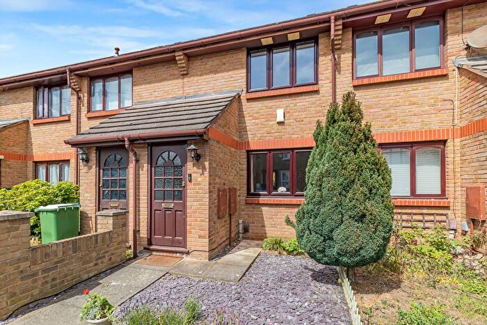 2 Bedroom Terraced House For Sale In Woodside Road, Sidcup, DA15