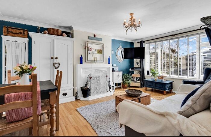 2 Bedroom Bungalow For Sale In Channon Road, New Romney, TN28