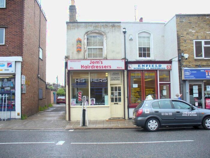 1 Bedroom Flat To Rent In Baker Street, Enfield, EN1