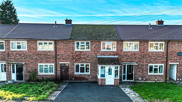3 Bedroom Terraced House For Sale In Chesterton Way, Tamworth, Staffordshire, B79