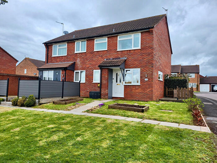 1 Bedroom Semi-Detached House To Rent In Cheshire Close, Yate, Bristol, BS37