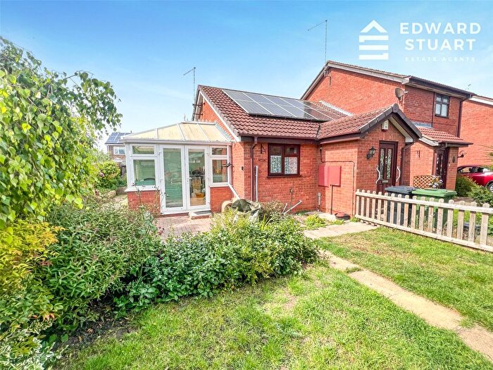 2 Bedroom Bungalow For Sale In Uldale Way, Peterborough, Cambridgeshire, PE4