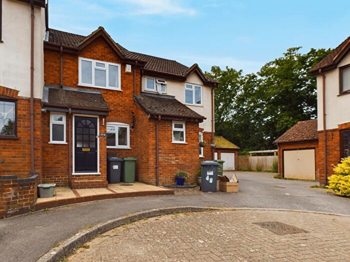 2 Bedroom Terraced House To Rent In Finch Close, Tadley, RG26