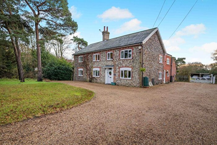 6 Bedroom Detached House For Sale In Drayton High Road, Drayton, Norwich, NR8