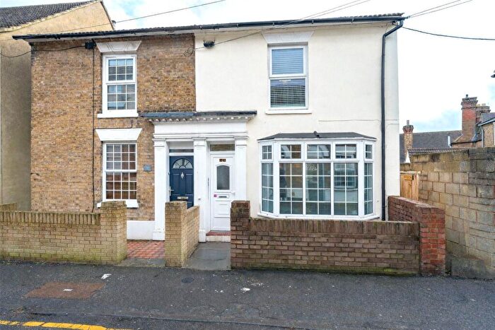 3 Bedroom Semi Detached House For Sale In Bower Place, Maidstone, ME16