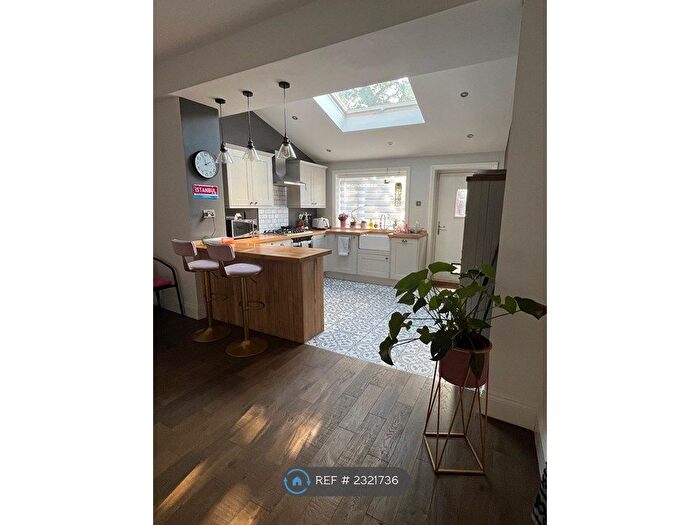 2 Bedroom Terraced House To Rent In Booth Street, Bury, BL8