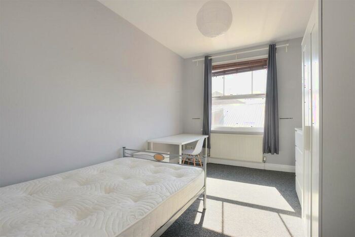 8 Bedroom Semi-Detached House To Rent In Forest Road East, Arboretum, NG1