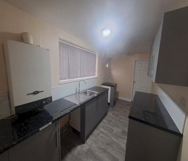 2 Bedroom Terraced House To Rent In High Street, Ferryhill, DL17