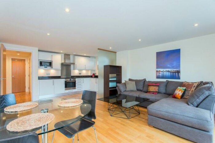 1 Bedroom Flat To Rent In Langford Mews, SW11