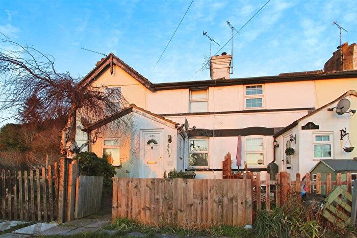 2 Bedroom Terraced House For Sale In Rochester Road, Burham, Rochester, ME1