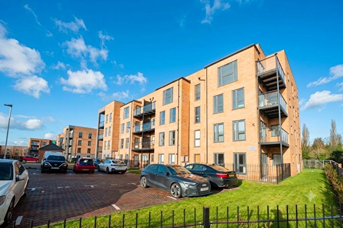 2 Bedroom Flat To Rent In Sparrow Street, Rainham, RM13