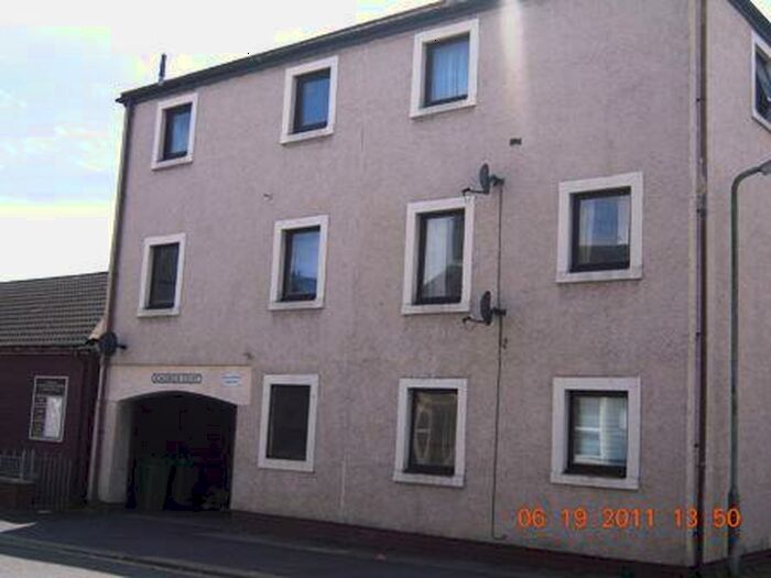 2 Bedroom Flat To Rent In Scalebeck Court, Workington, CA14